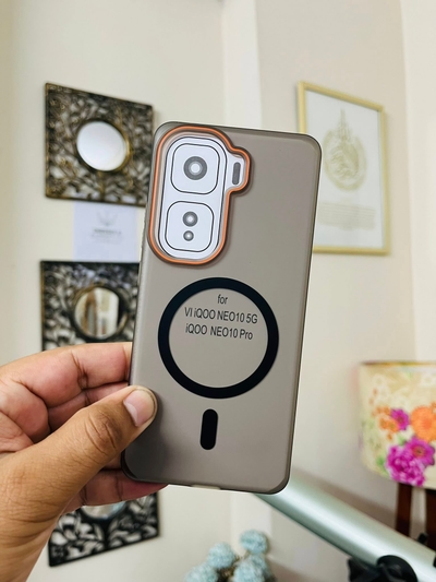 IQOO Neo 10 / Neo 10 Pro Back Cover Matte Finished WIth Magsafe Phone Case Magsafe Working_img_1